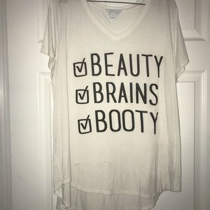 ⭐️Women’s v neck Tee